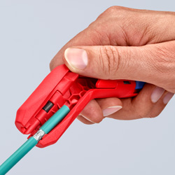 ErgoStrip Cтриппер универсальный для круглых проводов, 0.2-4 мм², d8-13 мм, длина 135 мм, для левшей, SB ErgoStrip Cтриппер универсальный для круглых проводов, 0.2-4 мм², d8-13 мм, длина 135 мм, для левшей, SB