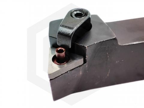 Державка MTQNR3232P22 SANT Державка MTQNR3232P22 SANT