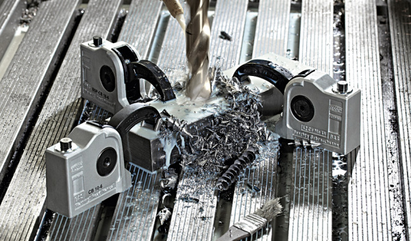 BAS-CB10-6 Зажим компактный, 16 кН, закрытое крепёжное отверстие для M10/M12, прижимной рычаг с поворотным прижимным башмачком BAS-CB10-6 Зажим компактный, 16 кН, закрытое крепёжное отверстие для M10/M12, прижимной рычаг с поворотным прижимным башмачком