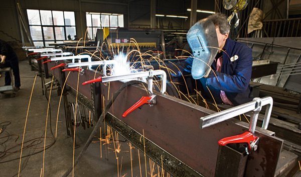 GH12 Струбцина рычажная 120/60, 8.5 кН GH12 Струбцина рычажная 120/60, 8.5 кН