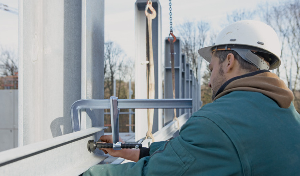 SG30M Струбцина 300/140, 12 кН, затяжка 40 Нм, Т-ручка SG30M Струбцина 300/140, 12 кН, затяжка 40 Нм, Т-ручка