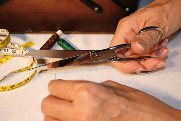 D840-150 Ножницы бытовые и швейные, 150 мм, никелированные D840-150 Ножницы бытовые и швейные, 150 мм, никелированные